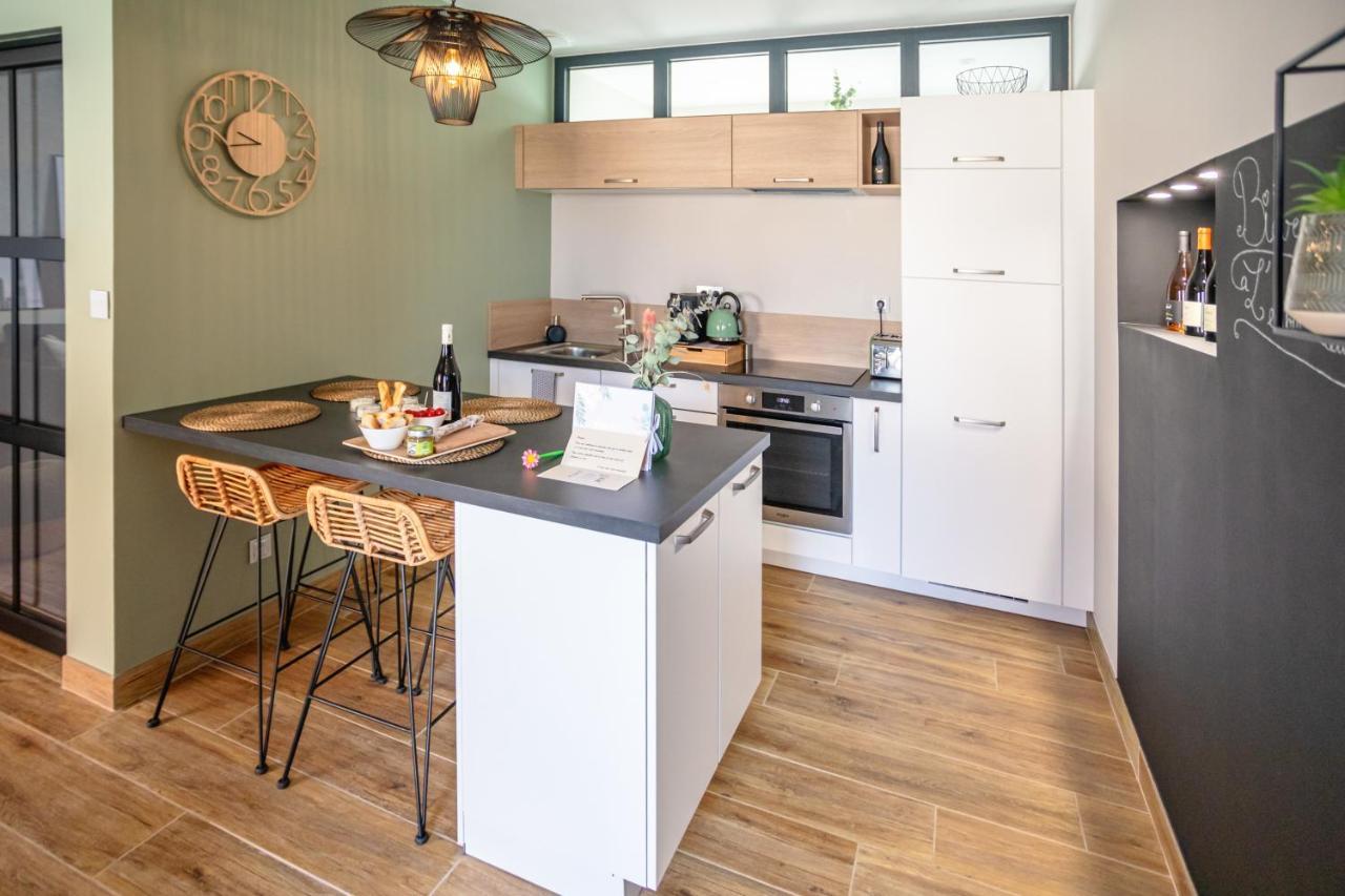 L'Entre Deux-Suite Romantique - Jacuzzi Privatif - Clim Reversible - Wifi Le Somail Exterior foto